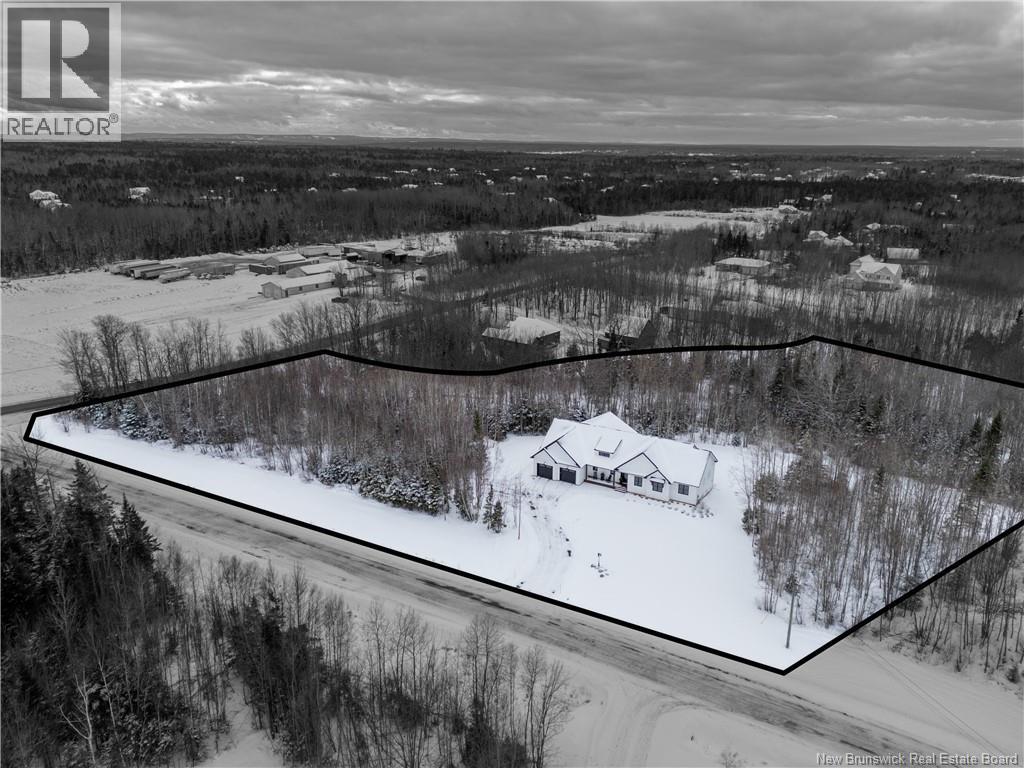 8 Chanterelle Street, Greater Lakeburn, New Brunswick  E1H 0L4 - Photo 3 - NB132245