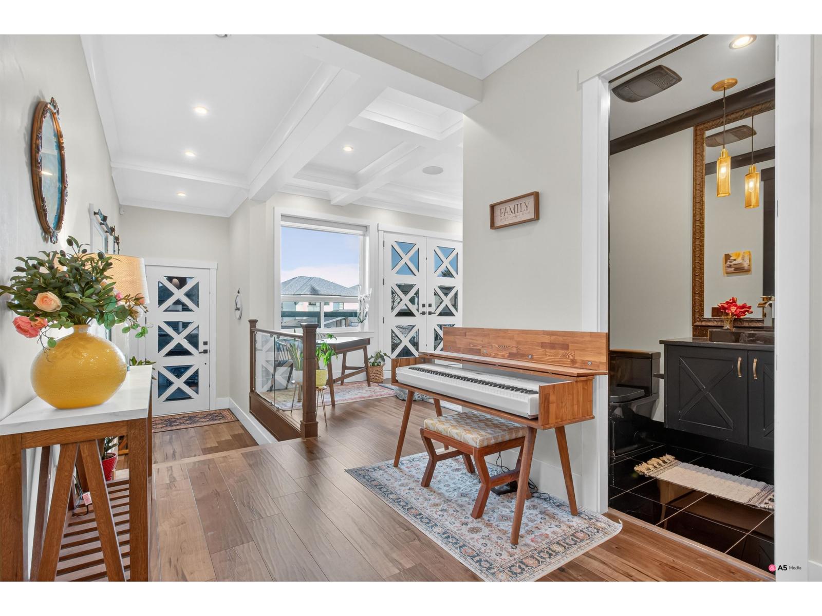 14902 35a Avenue, Surrey, British Columbia  V3Z 0N1 - Photo 15 - R3079675