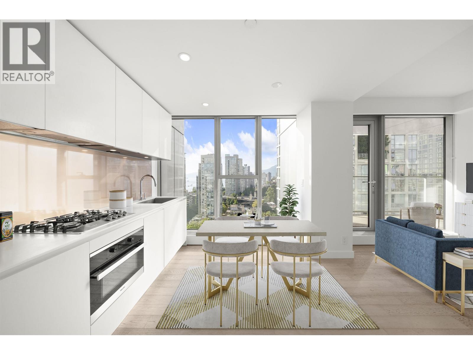 1907 1480 Howe Street, Vancouver, British Columbia  V6Z 0G5 - Photo 2 - R3080267