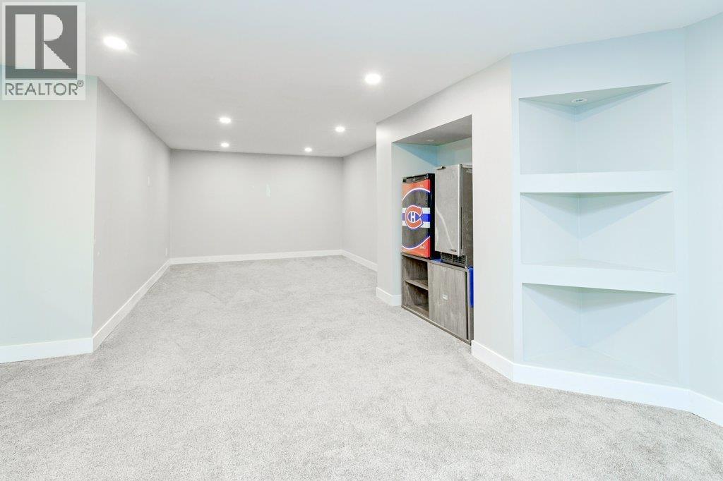 12060 208 Street, Maple Ridge, British Columbia  V2X 4W8 - Photo 31 - R3080243