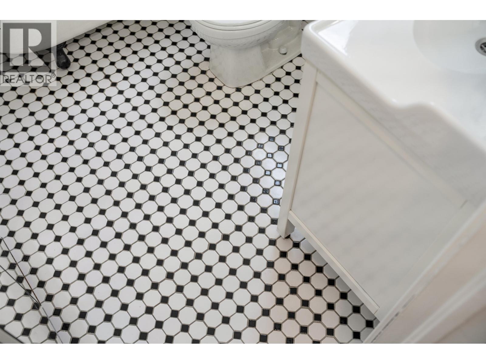 1829 1831 W 2nd Avenue, Vancouver, British Columbia  V6J 1J1 - Photo 21 - R3080260