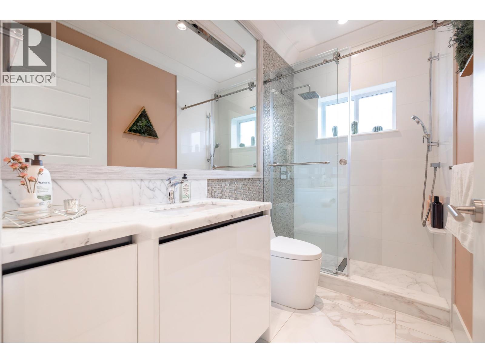 2388 E 2nd Avenue, Vancouver, British Columbia  V5N 1G3 - Photo 8 - R3080275