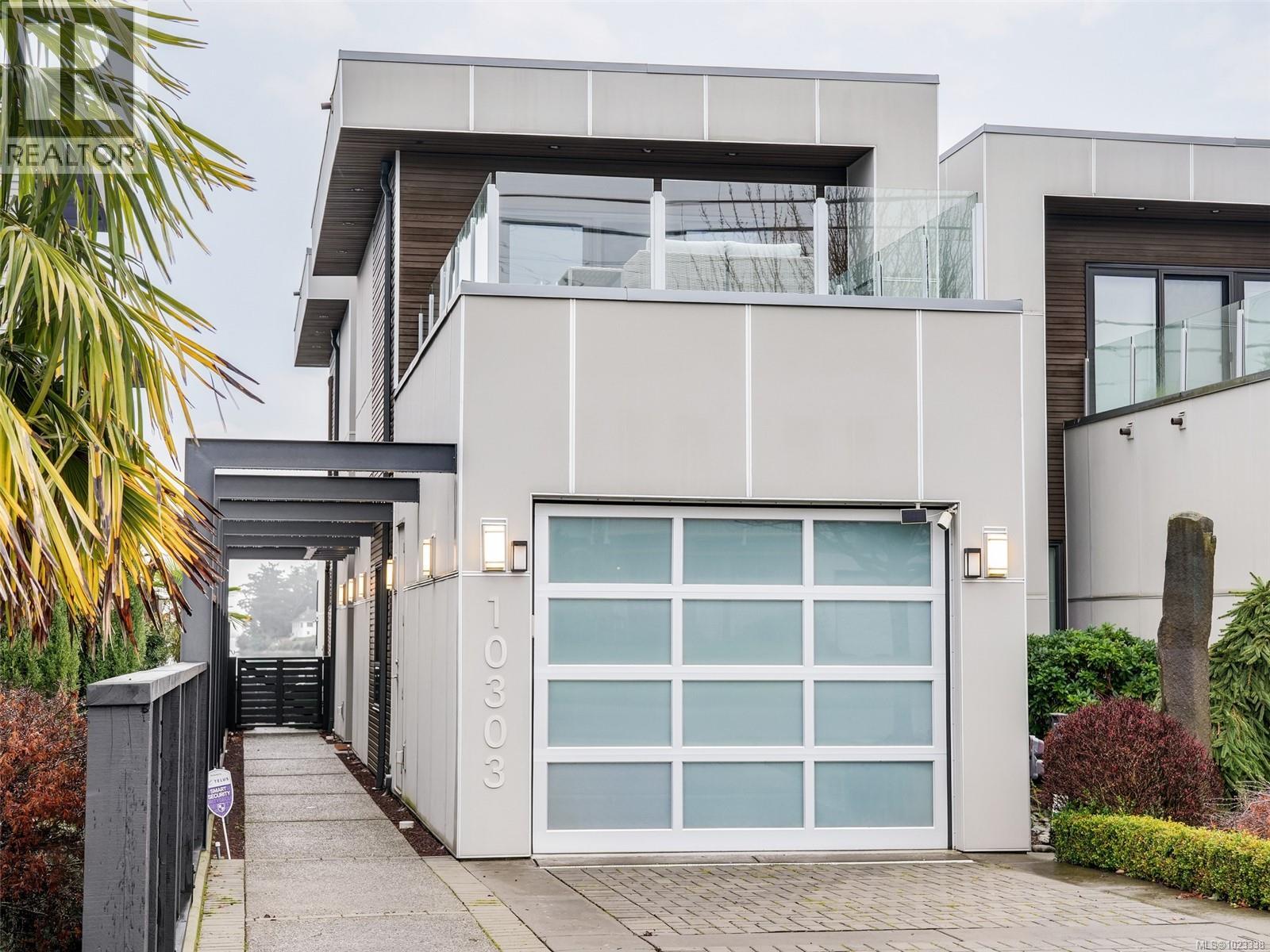 10303 Resthaven Dr, Sidney, British Columbia