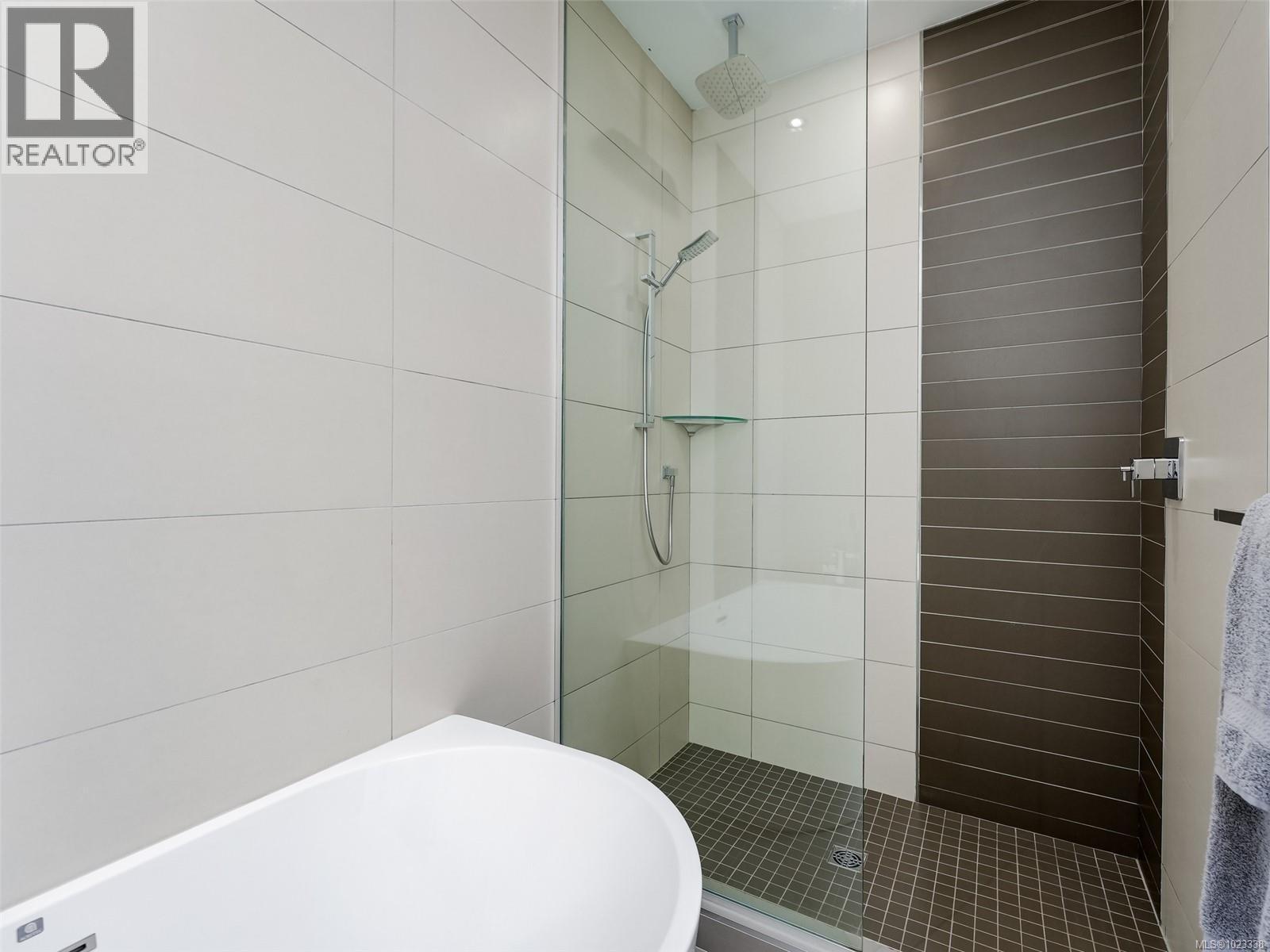 10303 Resthaven Dr, Sidney, British Columbia  V8L 3H2 - Photo 26 - 1023338