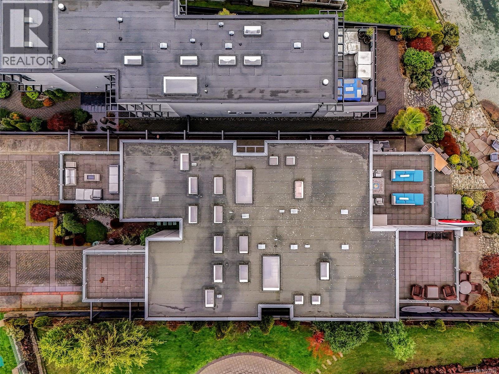 10303 Resthaven Dr, Sidney, British Columbia  V8L 3H2 - Photo 47 - 1023338