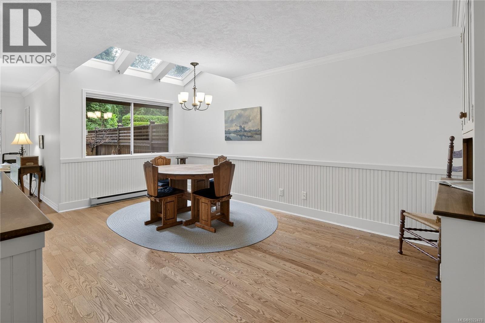 1 4630 Lochside Dr, Saanich, British Columbia  V8Y 2T1 - Photo 11 - 1022478