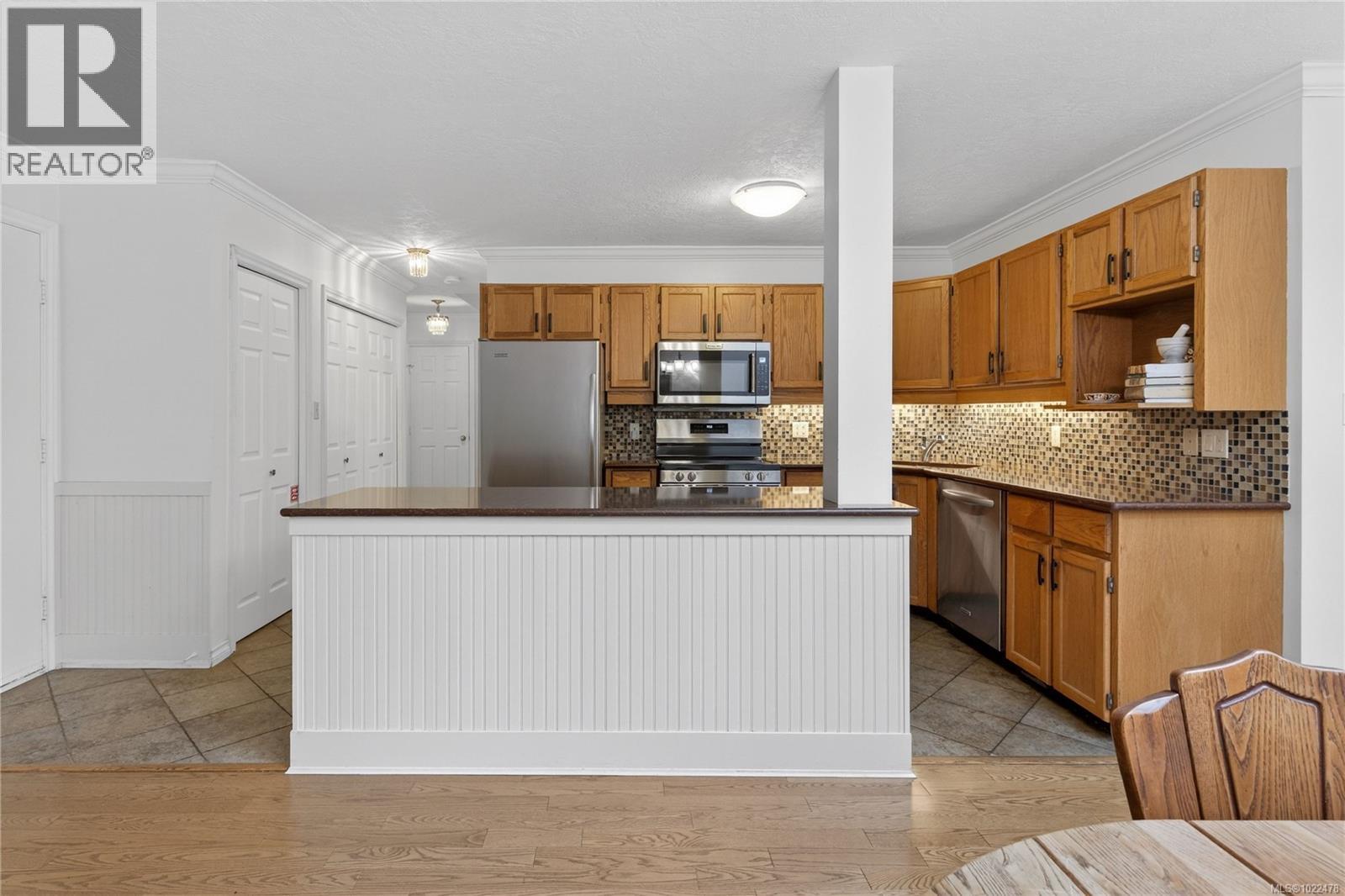 1 4630 Lochside Dr, Saanich, British Columbia  V8Y 2T1 - Photo 13 - 1022478