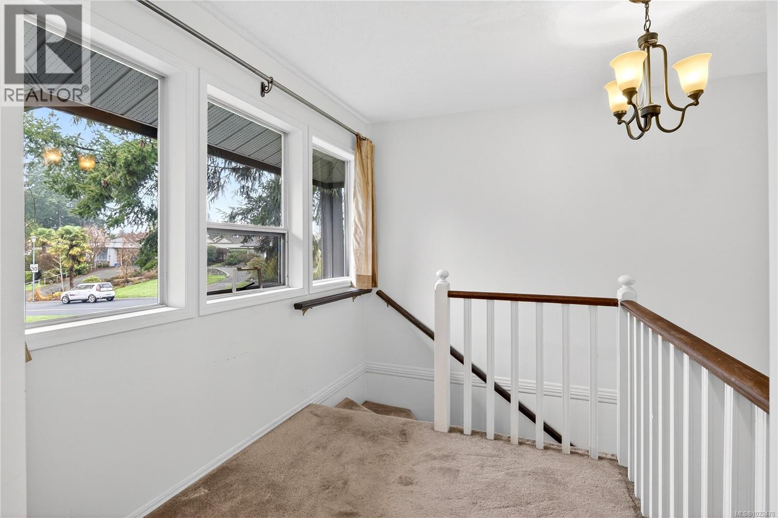 1 4630 Lochside Dr, Saanich, British Columbia  V8Y 2T1 - Photo 17 - 1022478