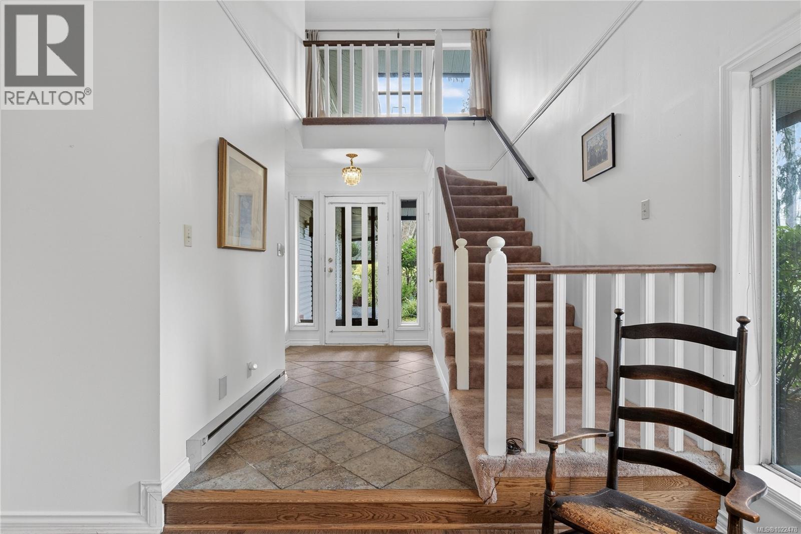 1 4630 Lochside Dr, Saanich, British Columbia  V8Y 2T1 - Photo 4 - 1022478