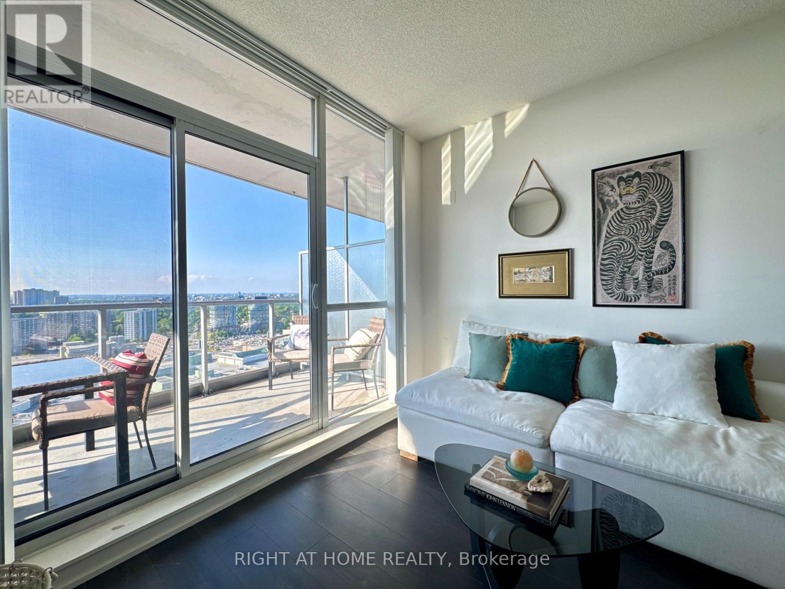 2109 - 70 FOREST MANOR ROAD, Toronto, Ontario