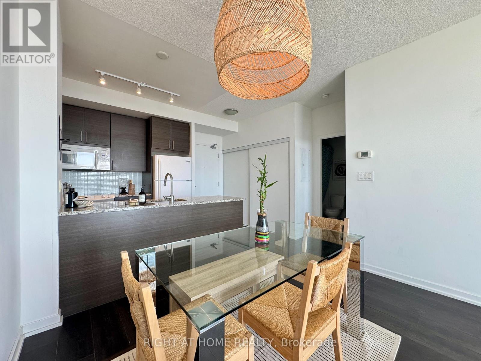 2109 - 70 Forest Manor Road, Toronto, Ontario  M2J 0A9 - Photo 13 - C12704220