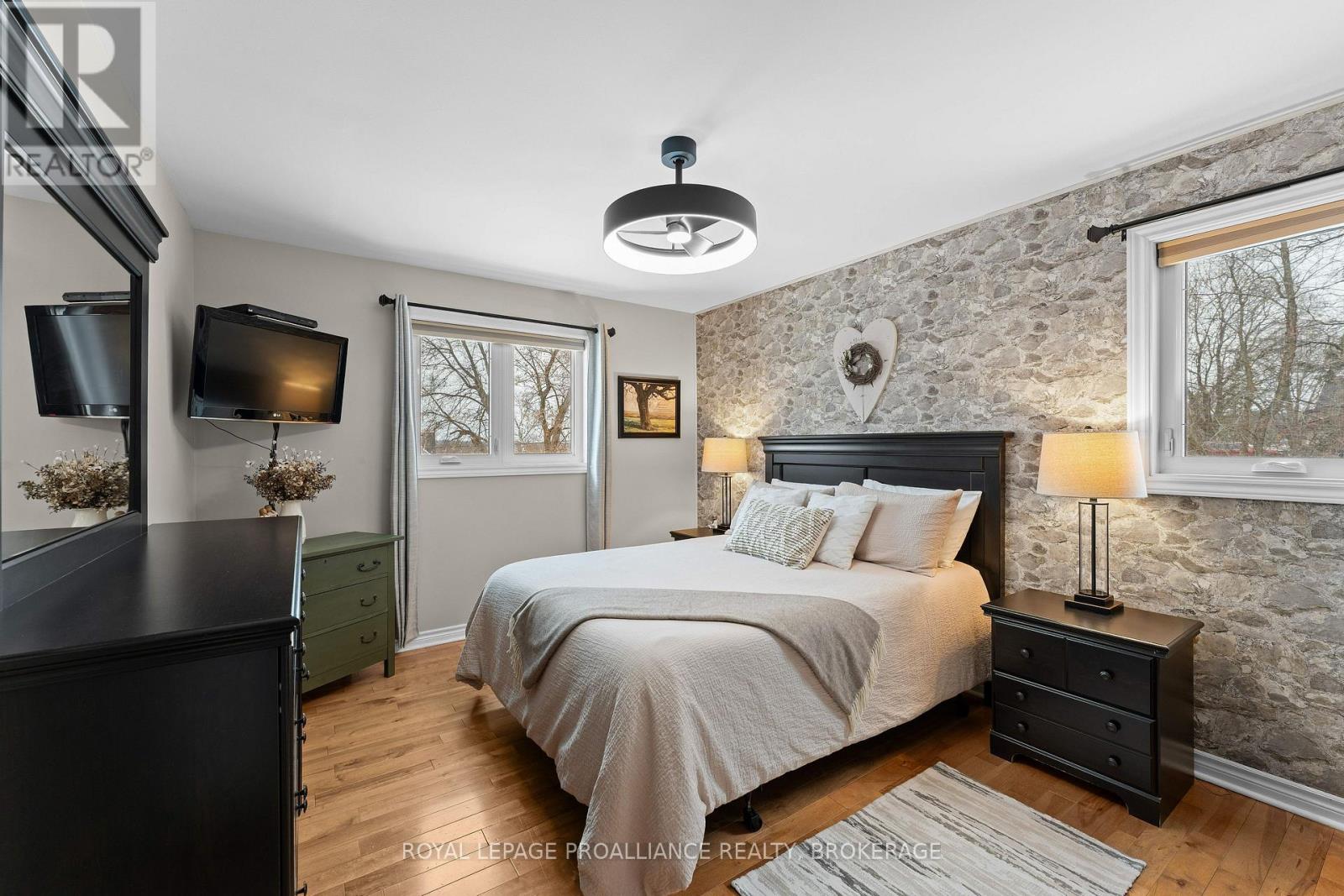 7379 Highway 2, Greater Napanee, Ontario  K7R 3K6 - Photo 15 - X12703556