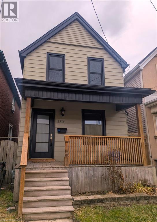 <div class="slider-price">$459,000</div><p>250 Avondale Street, Hamilton, Ontario</p>