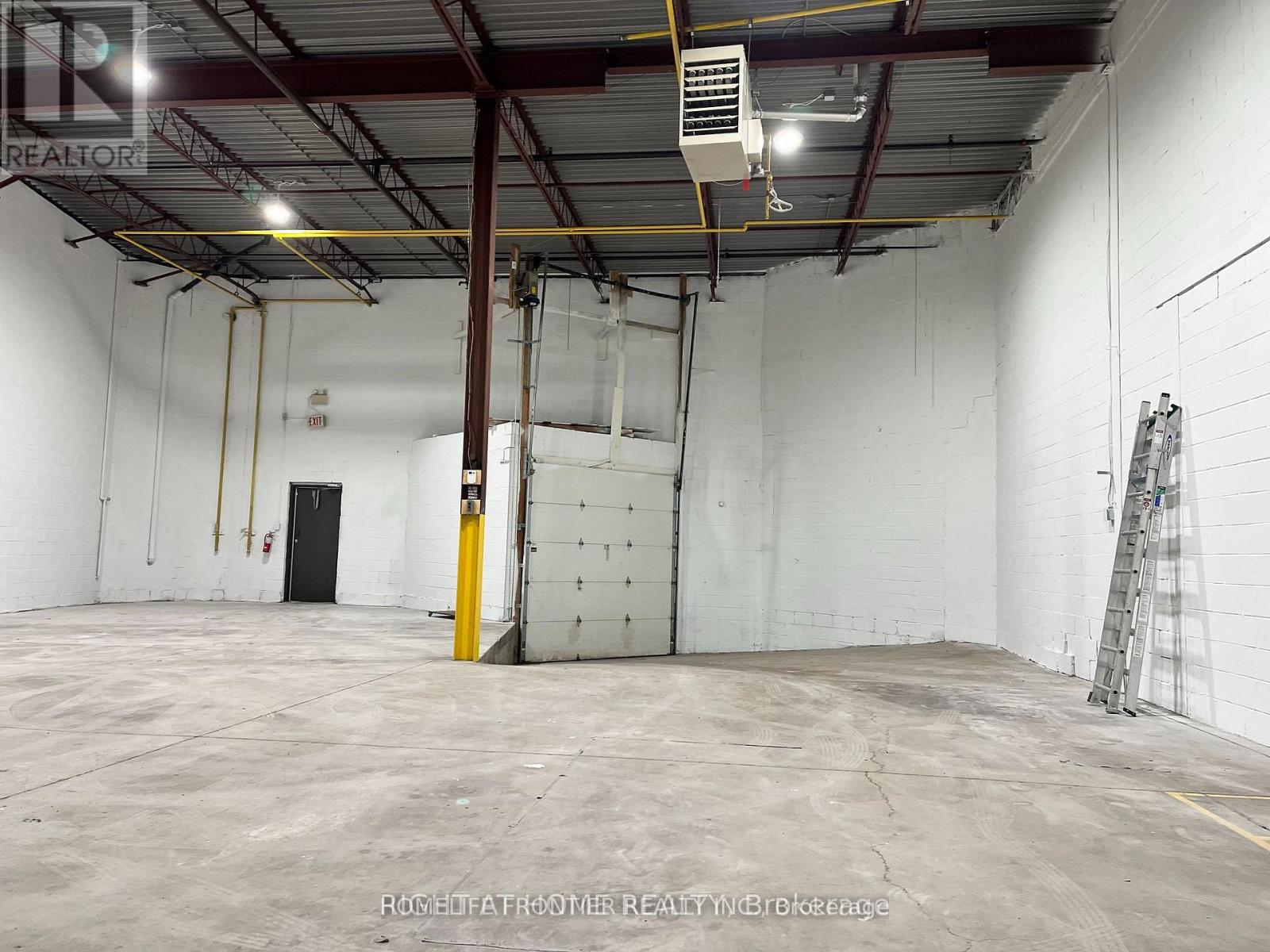 6 - 251 Amber Street, Markham, Ontario  L3R 3J7 - Photo 5 - N12704194