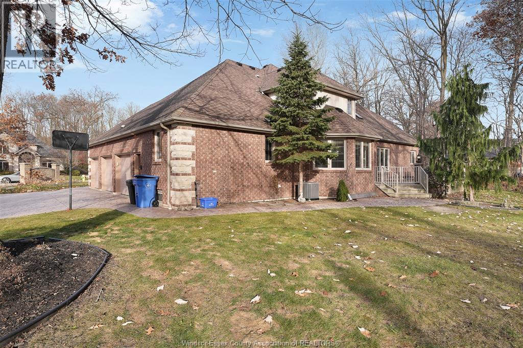 2205 Edgemore Avenue, Lasalle, Ontario  N9H 2K2 - Photo 5 - 26001266