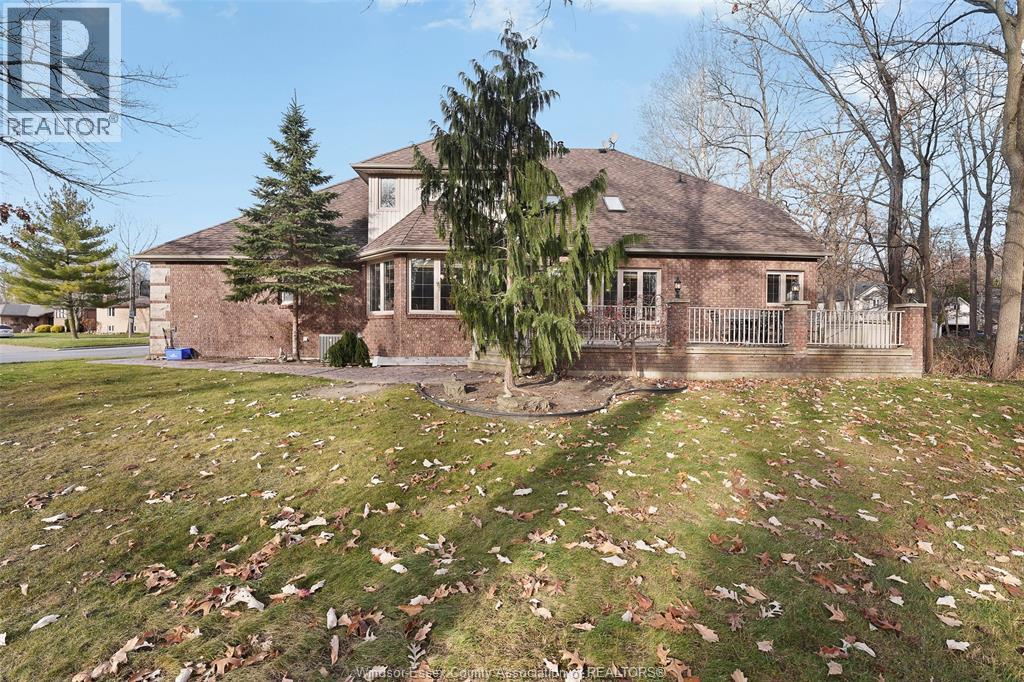 2205 Edgemore Avenue, Lasalle, Ontario  N9H 2K2 - Photo 6 - 26001266