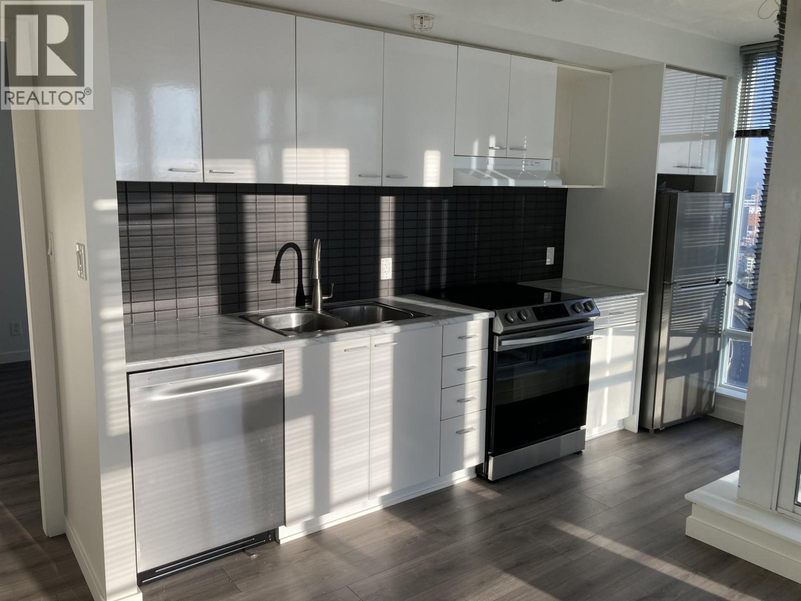 2505 131 Regiment Square, Vancouver, British Columbia  V6B 1X6 - Photo 4 - R3075401