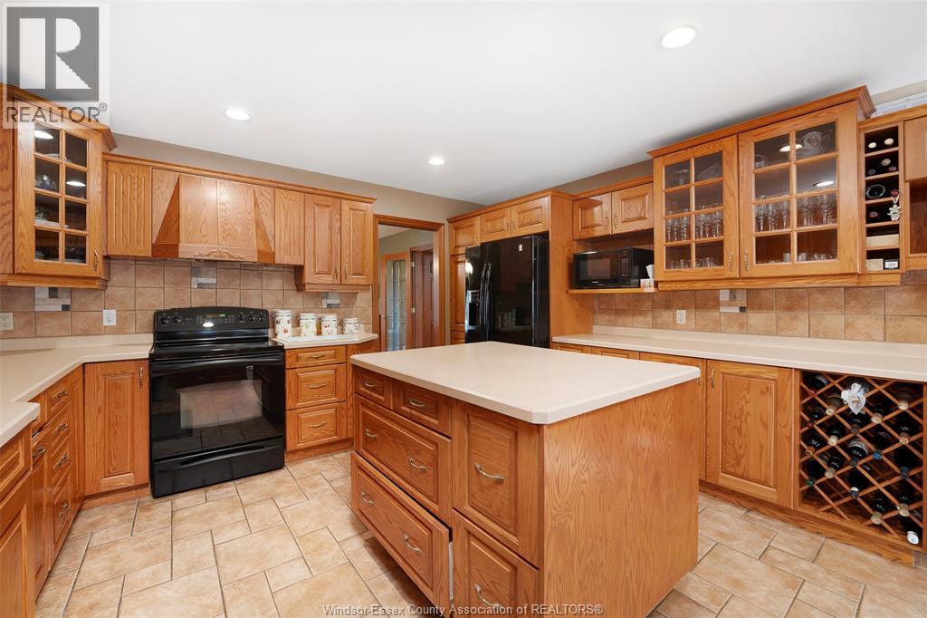 2205 Edgemore Avenue, Lasalle, Ontario  N9H 2K2 - Photo 21 - 26001266