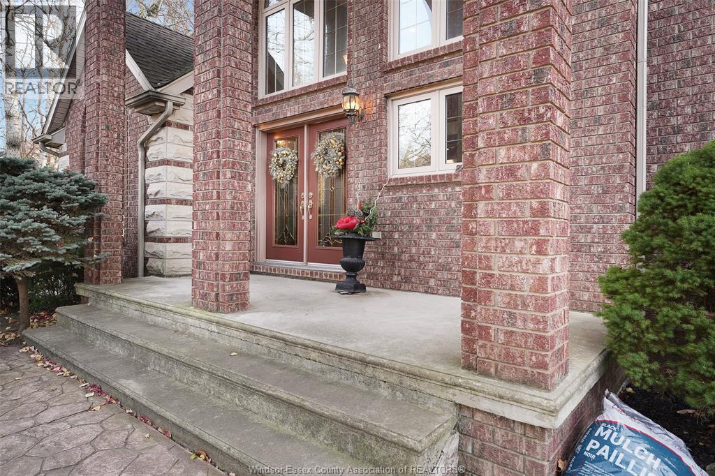 2205 Edgemore Avenue, Lasalle, Ontario  N9H 2K2 - Photo 9 - 26001266