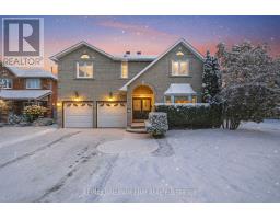 82 BISHOP DRIVE, Barrie, Ontario
