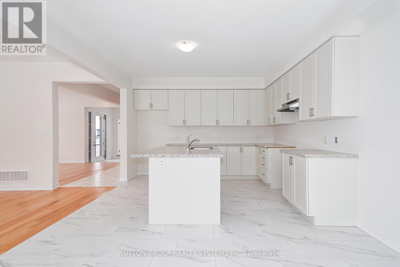 187 Roseanne Circle, Wasaga Beach, Ontario  L9Z 0N1 - Photo 19 - S12704274