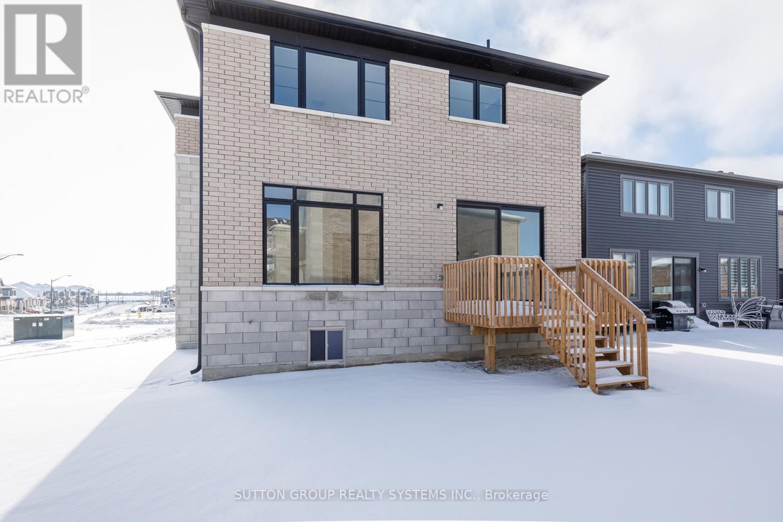 187 Roseanne Circle, Wasaga Beach, Ontario  L9Z 0N1 - Photo 33 - S12704274