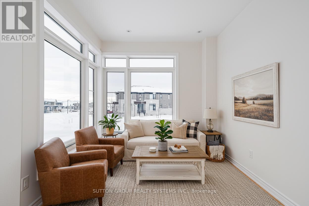 187 Roseanne Circle, Wasaga Beach, Ontario  L9Z 0N1 - Photo 5 - S12704274