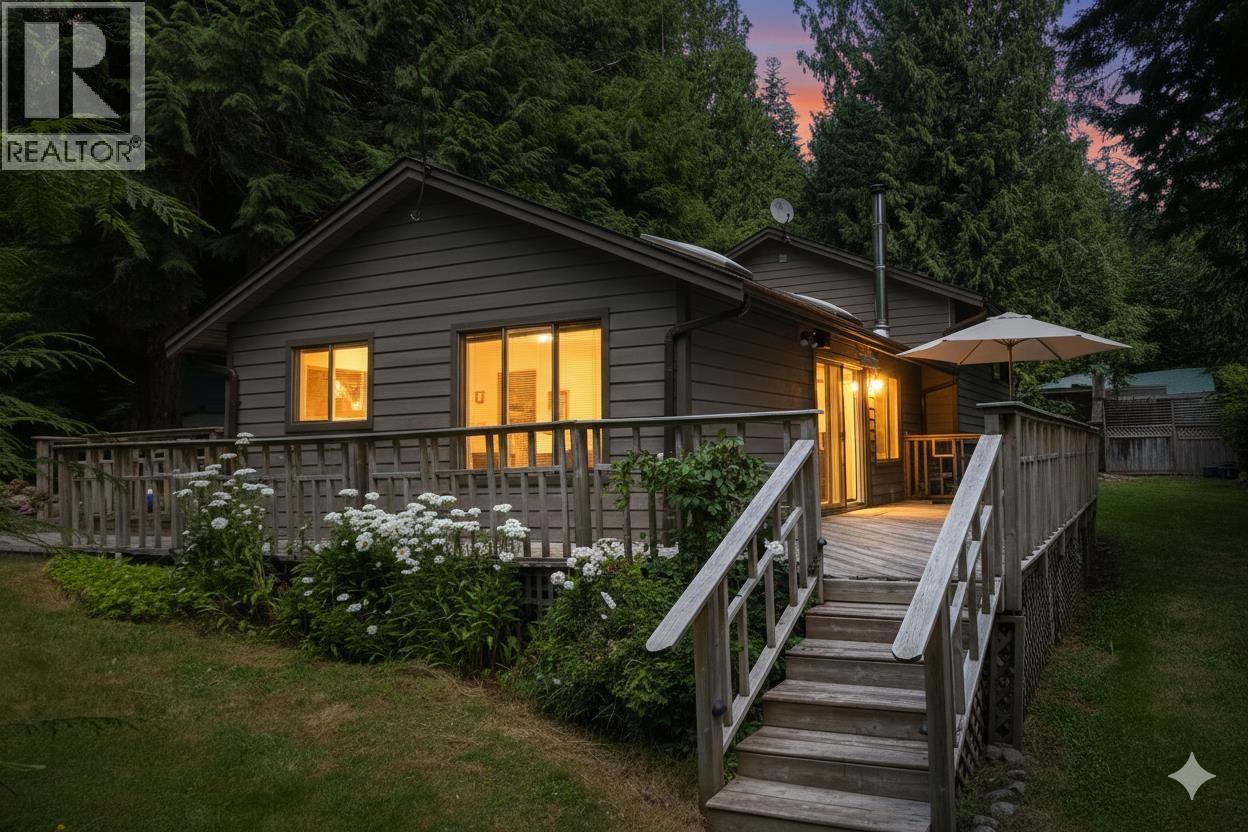 350 Oak Avenue, Keats Island, British Columbia  V0N 1V0 - Photo 2 - R3080202