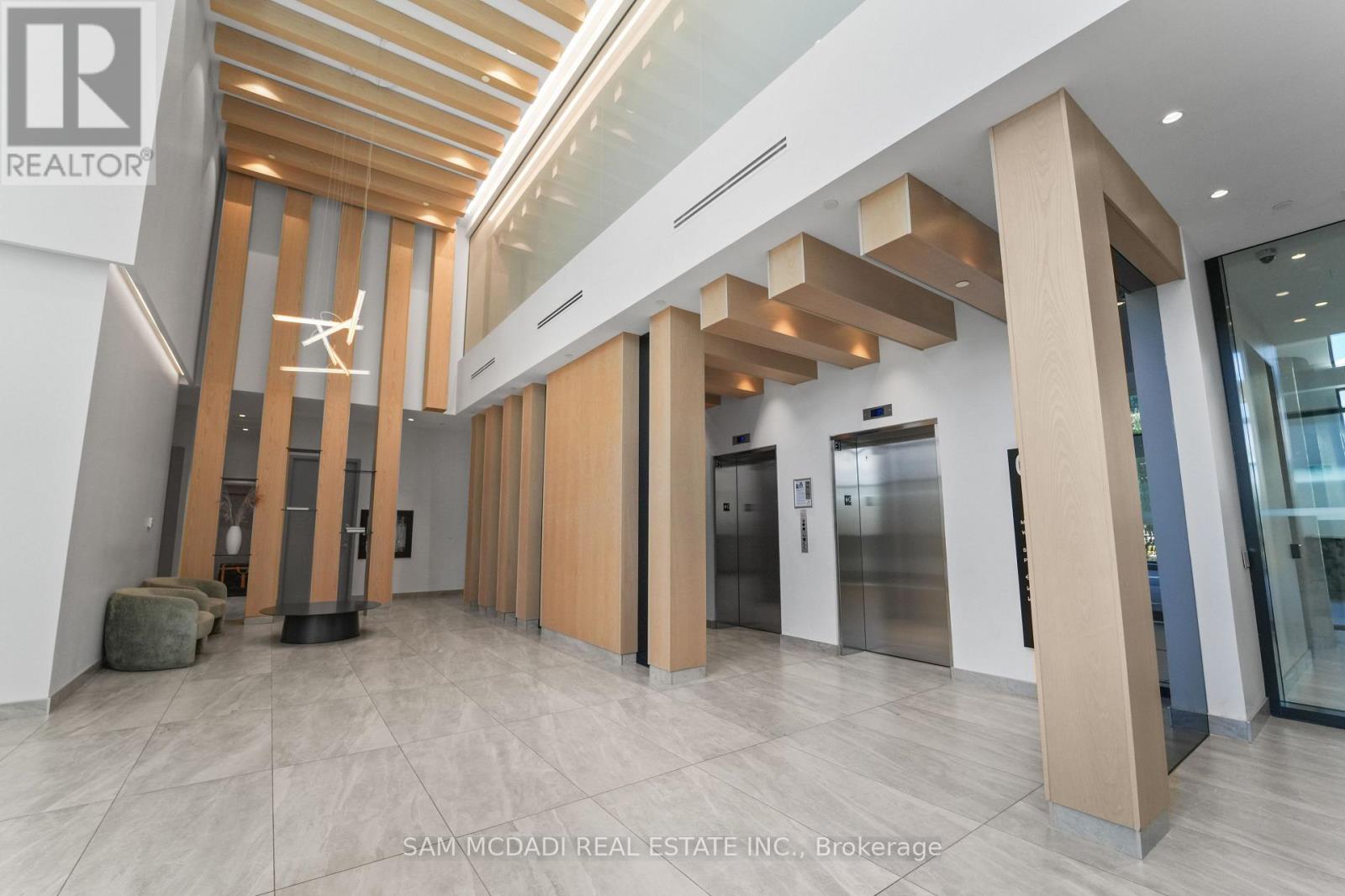 1513 - 86 Dundas Street E, Mississauga, Ontario  L5A 0B1 - Photo 2 - W12704234