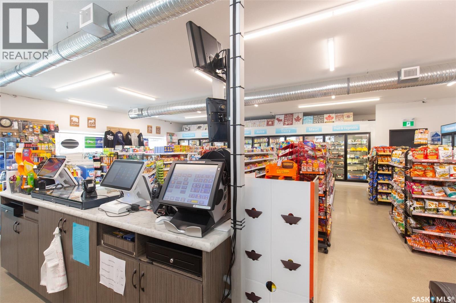 1050 Bradley Street, Moose Jaw, Saskatchewan  S6H 3M4 - Photo 8 - SK026984