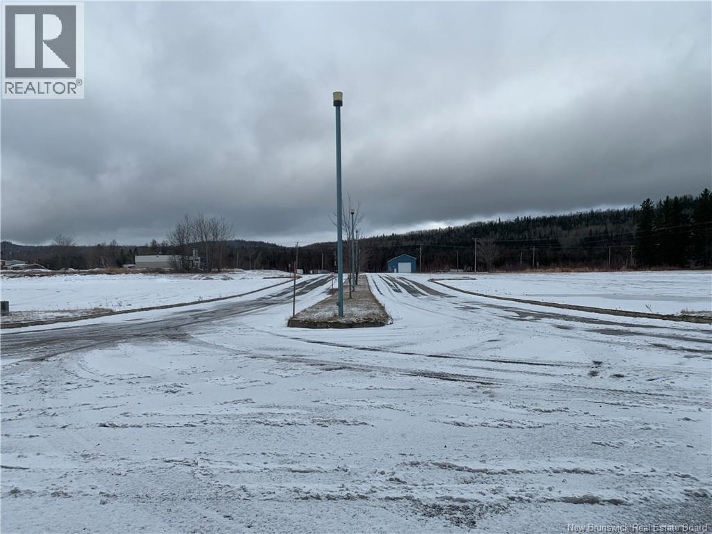 110 Plaza Boulevard, Dalhousie, New Brunswick  E8C 2E2 - Photo 7 - NB082806