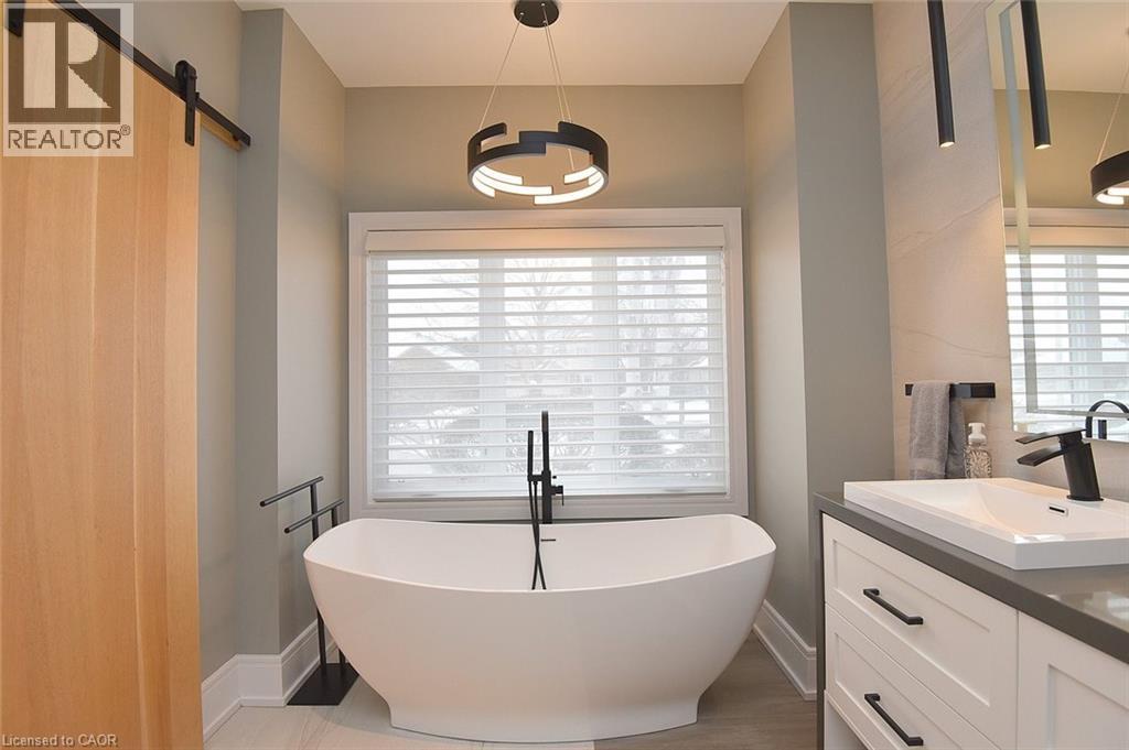 116 Grindstone Way, Hamilton, Ontario  L9H 7B6 - Photo 27 - 40792086