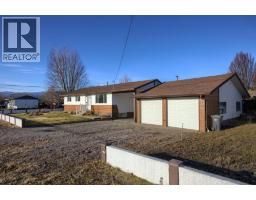 810 Fife Road, kelowna, British Columbia