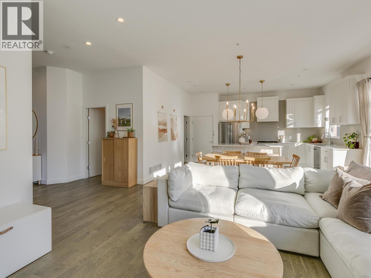 39212 Cardinal Drive, Squamish, British Columbia  V8B 0H3 - Photo 12 - R3055100