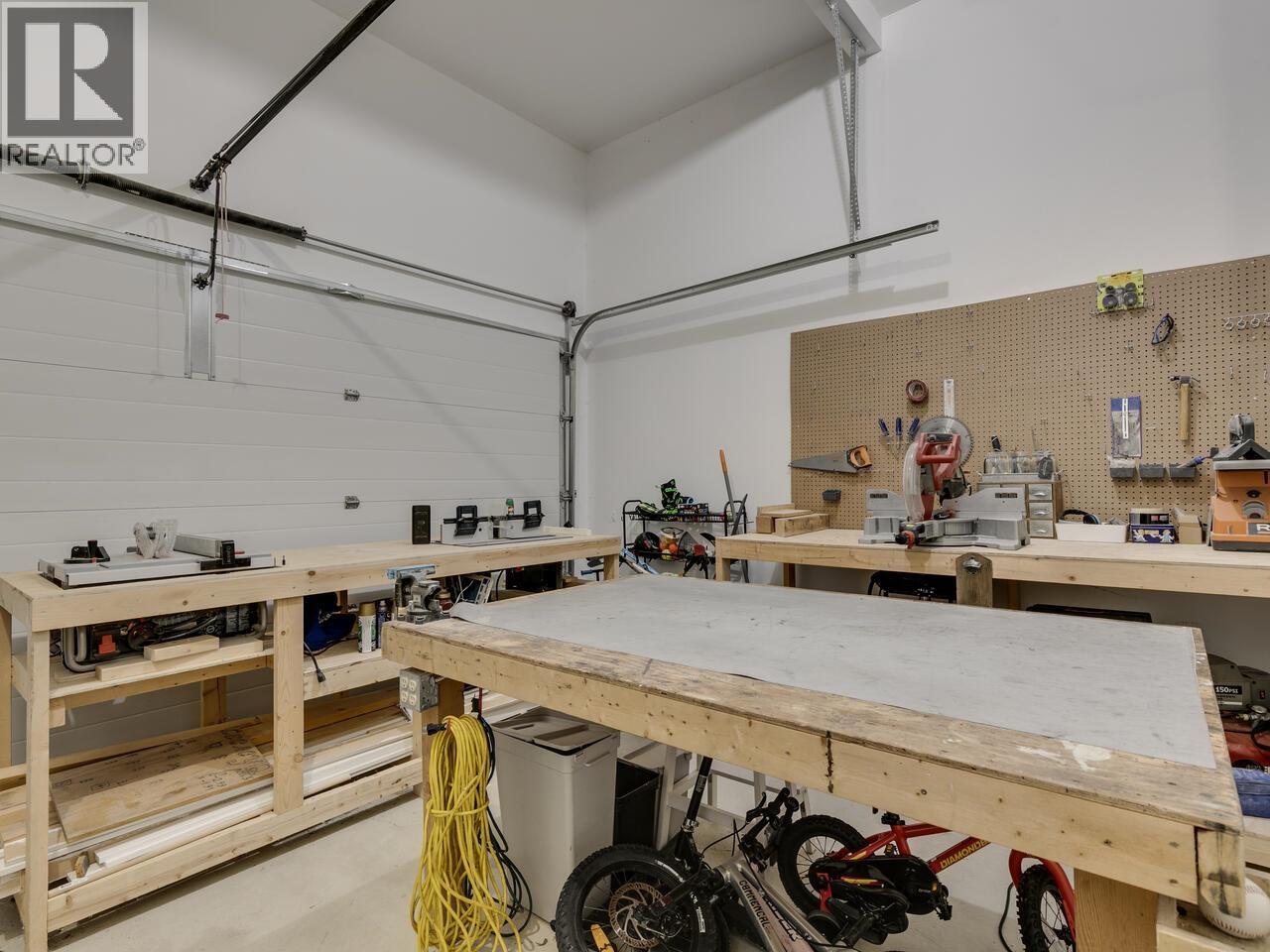 39212 Cardinal Drive, Squamish, British Columbia  V8B 0H3 - Photo 34 - R3055100