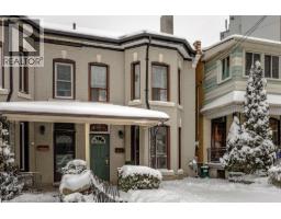 152 STRATHCONA Avenue N, Hamilton, Ontario