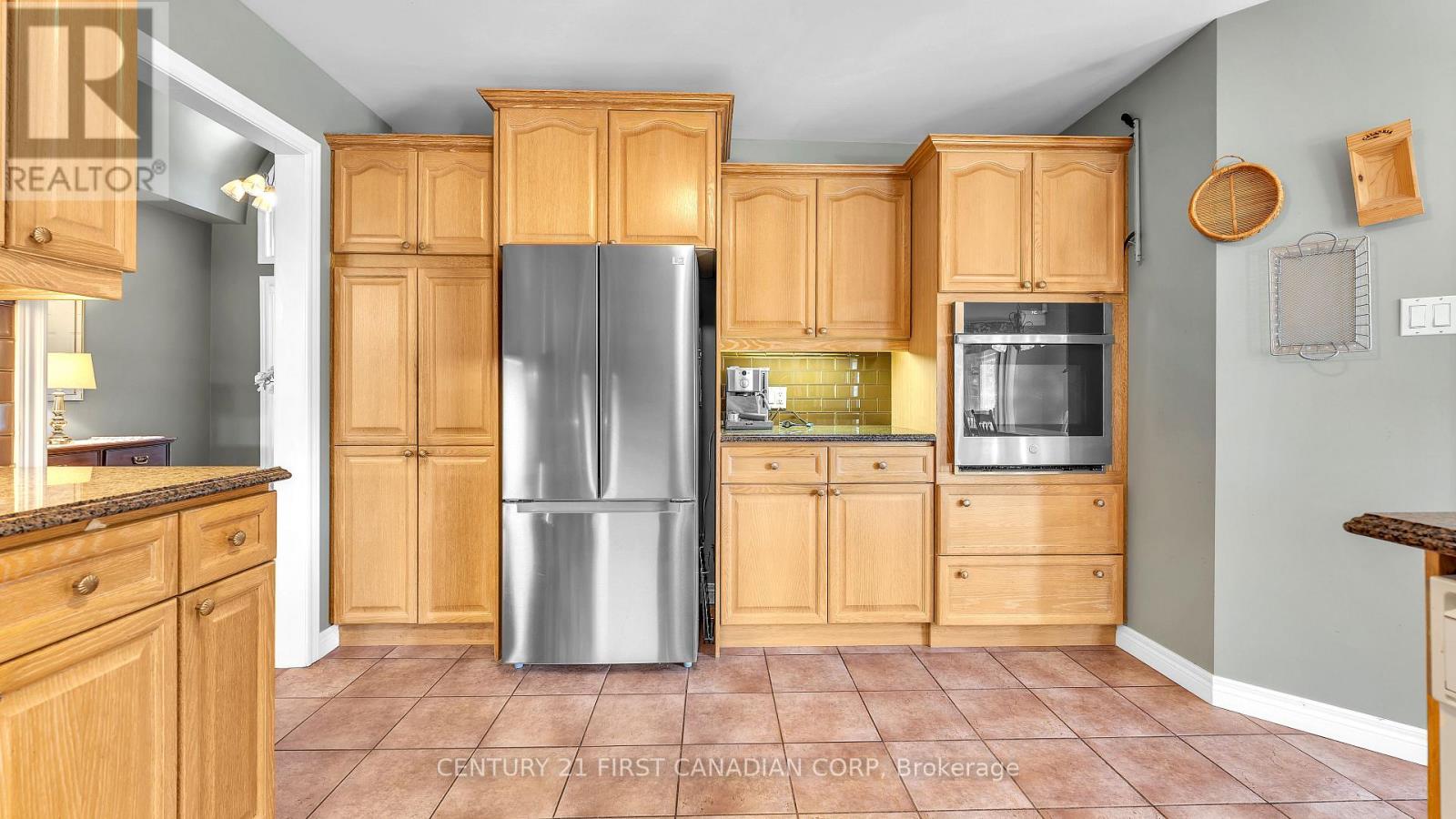 79 Wintergarden Road, London East, Ontario  N5Y 5M3 - Photo 13 - X12704446