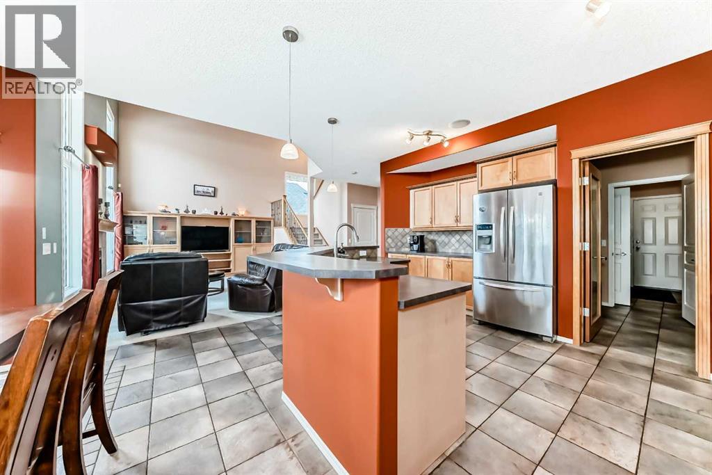 158 Invermere Drive, Chestermere, Alberta  T1X 1L3 - Photo 12 - A2278312