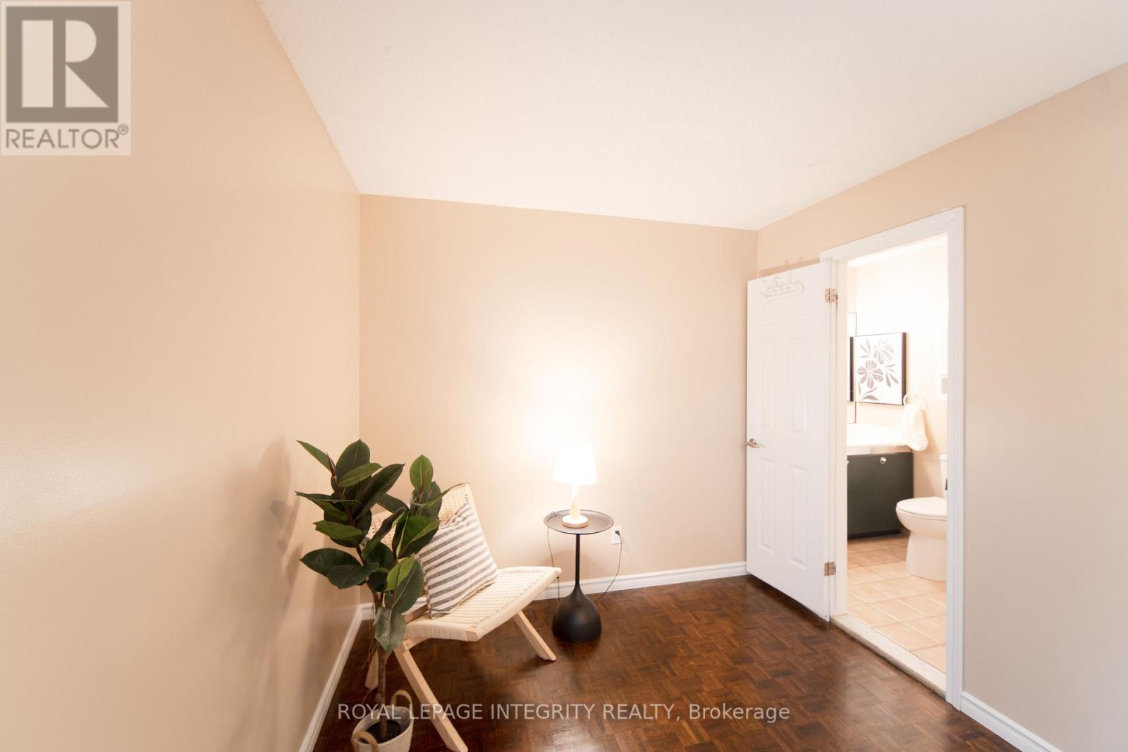 1953 Marquis Avenue, Ottawa, Ontario  K1J 8J3 - Photo 25 - X12704396