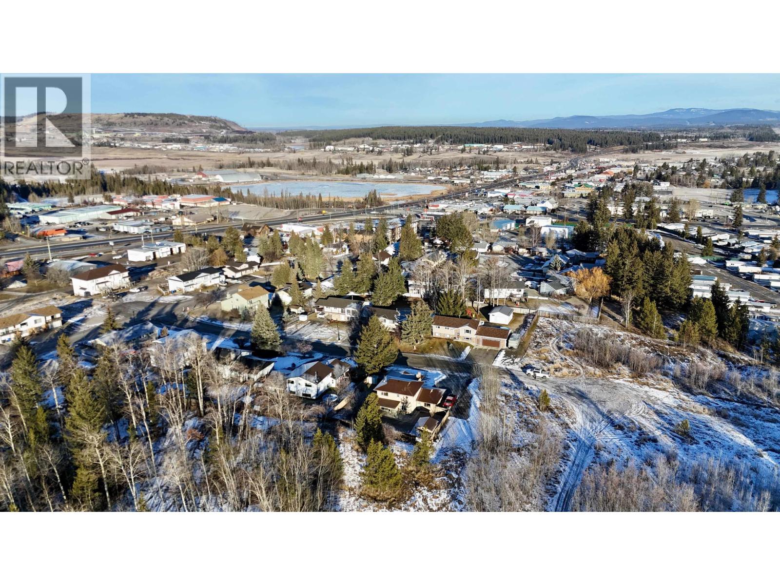 808 Marks Drive, 100 Mile House, British Columbia  V0K 2E0 - Photo 23 - R3080306