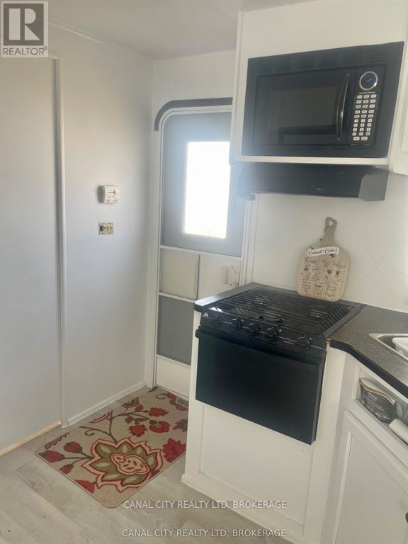 659 Port Maitland Road, Haldimand, Ontario  N1A 2W6 - Photo 2 - X12704470