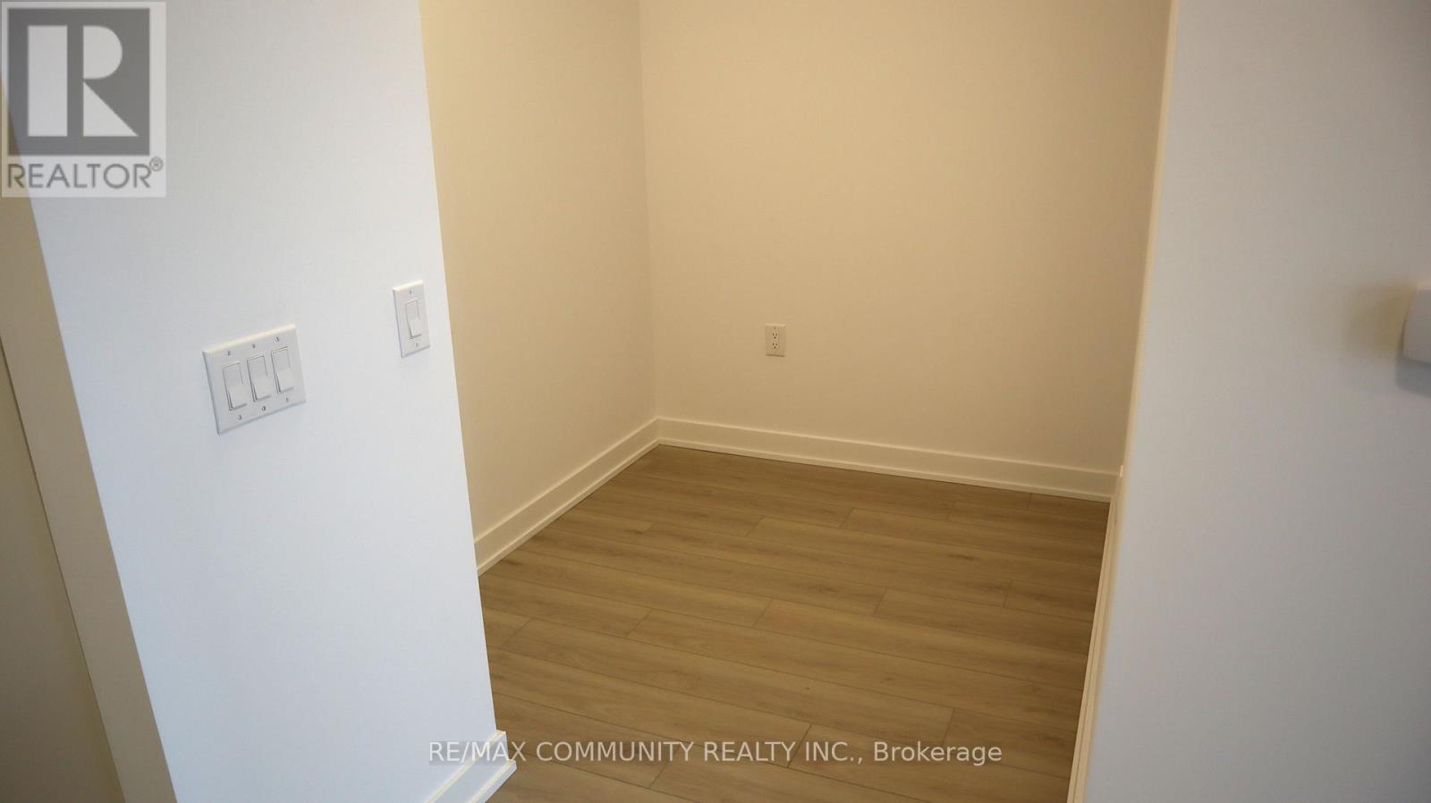 819 - 7437 Kingston Road, Toronto, Ontario  M1B 5S3 - Photo 3 - E12574946