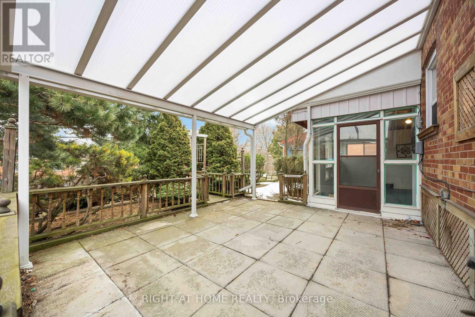 9 Bergen Road, Toronto, Ontario  M1P 1R8 - Photo 32 - E12704406