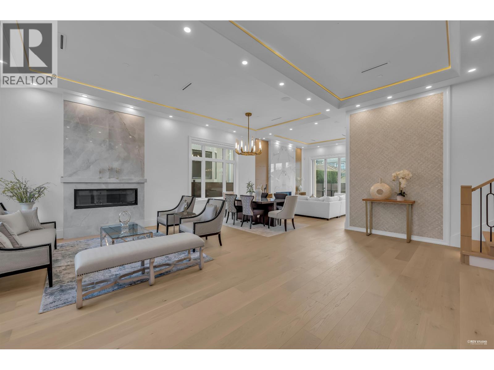 2246 W 20th Avenue, Vancouver, British Columbia  V6L 1G3 - Photo 2 - R3078697