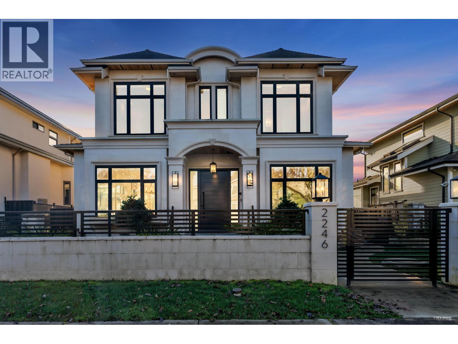 2246 W 20TH AVENUE, Vancouver, British Columbia