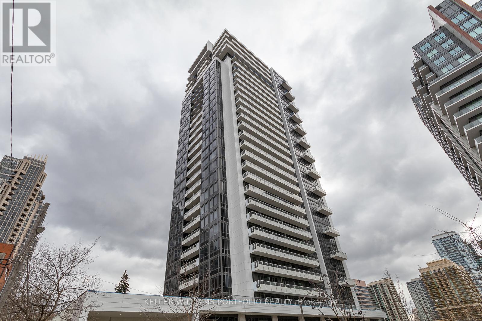 1008 - 75 CANTERBURY PLACE, Toronto, Ontario