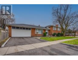 UPPER - 25 KAREN ROAD, Toronto, Ontario