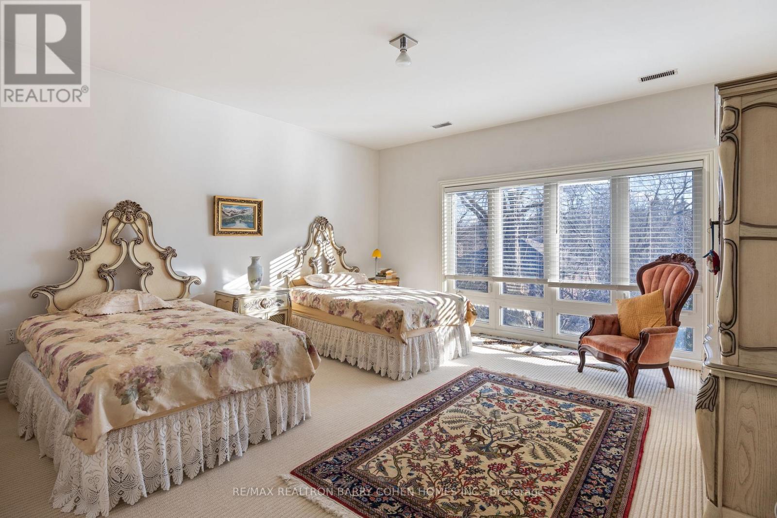 83 Hillmount Avenue, Toronto, Ontario  M6B 1X5 - Photo 15 - C12704488