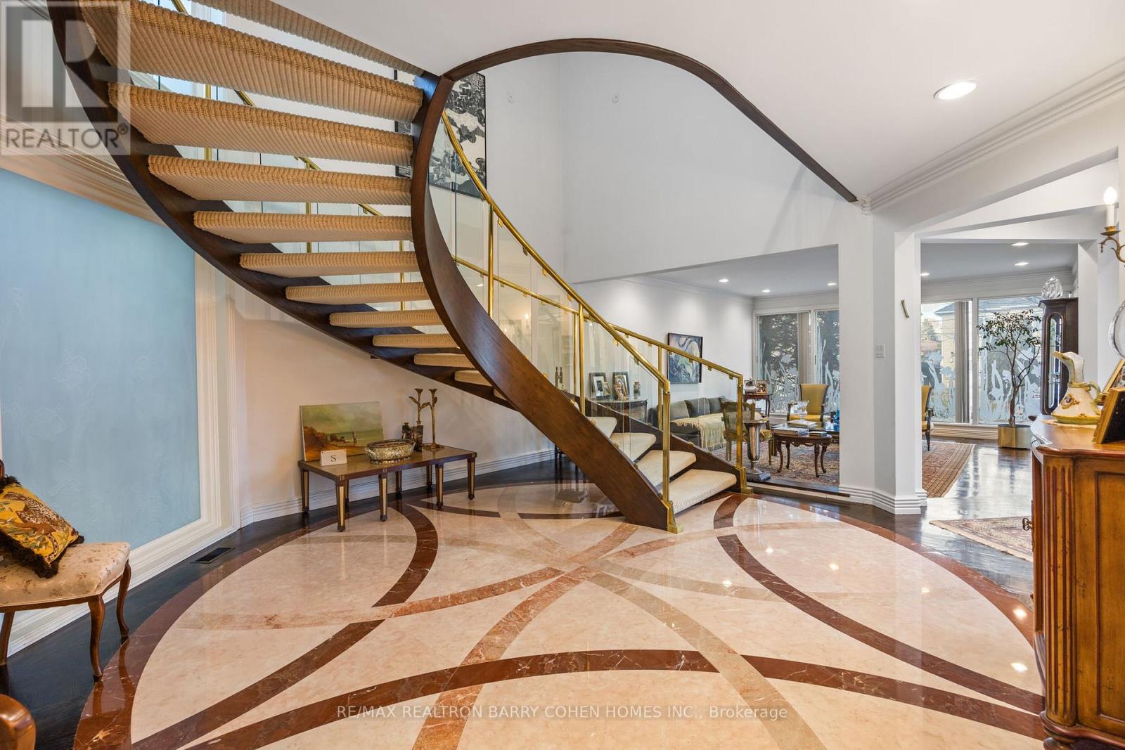 83 Hillmount Avenue, Toronto, Ontario  M6B 1X5 - Photo 5 - C12704488