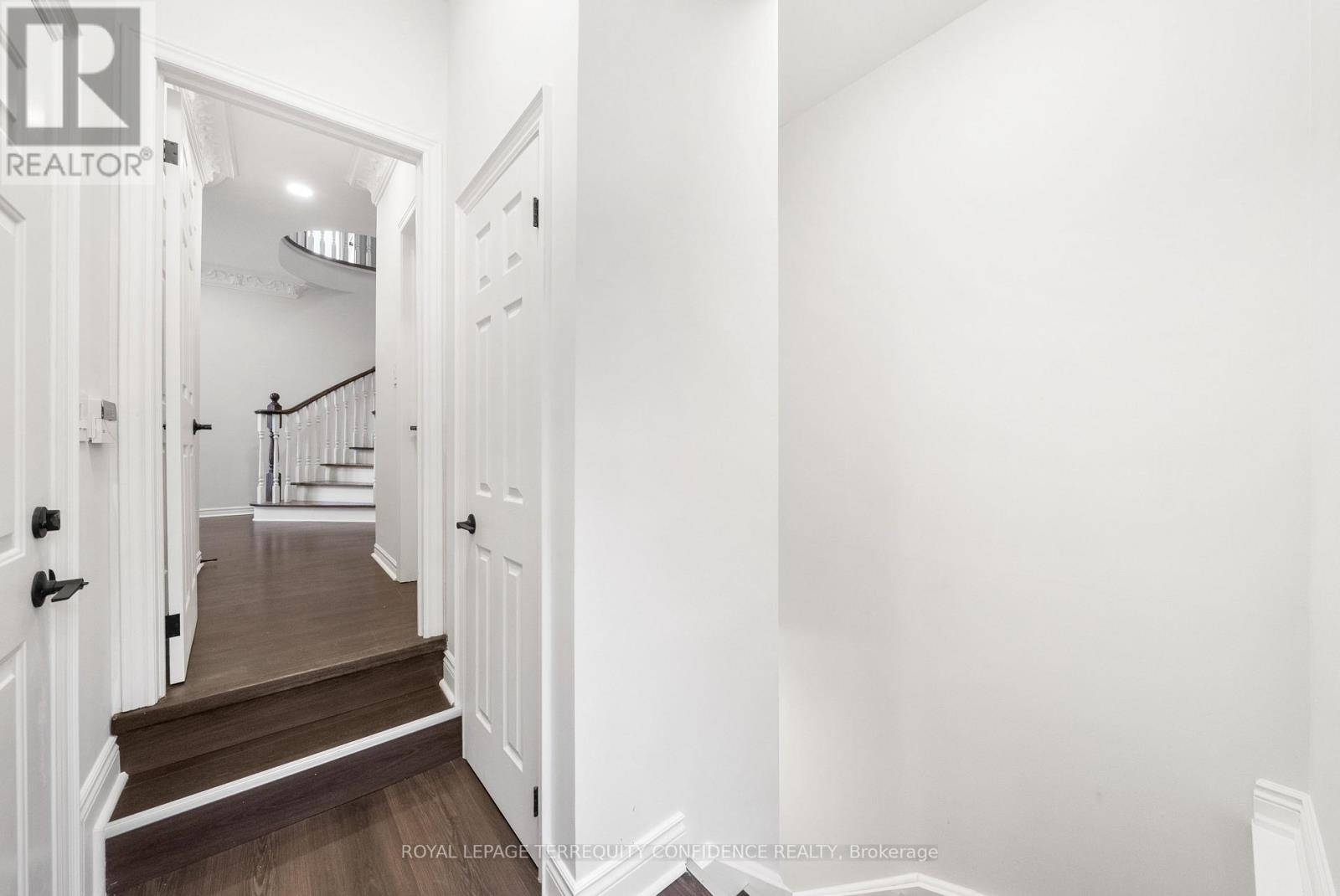 366 Hounslow Avenue, Toronto, Ontario  M2R 1H6 - Photo 34 - C12704500